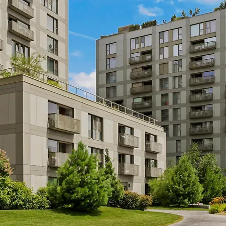 Mido Aviatie Park With Private Parking & Self Check-in Appartement *