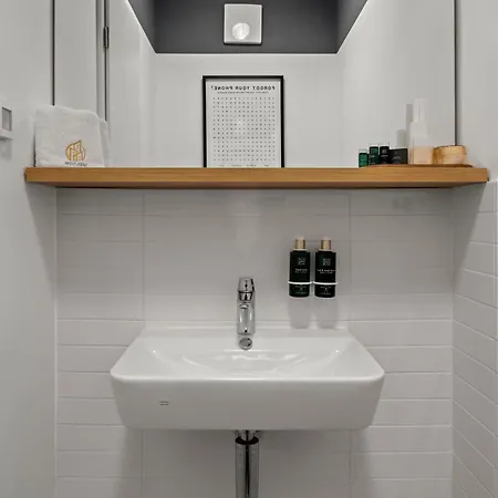 Mido Aviatie Park With Private Parking & Self Check-in Bucarest