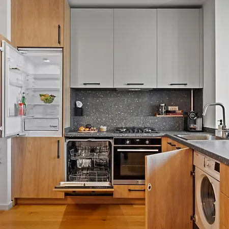 Appartement Mido Aviatie Park With Private Parking & Self Check-in