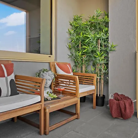 Mido Aviatie Park With Private Parking & Self Check-in بوخارست