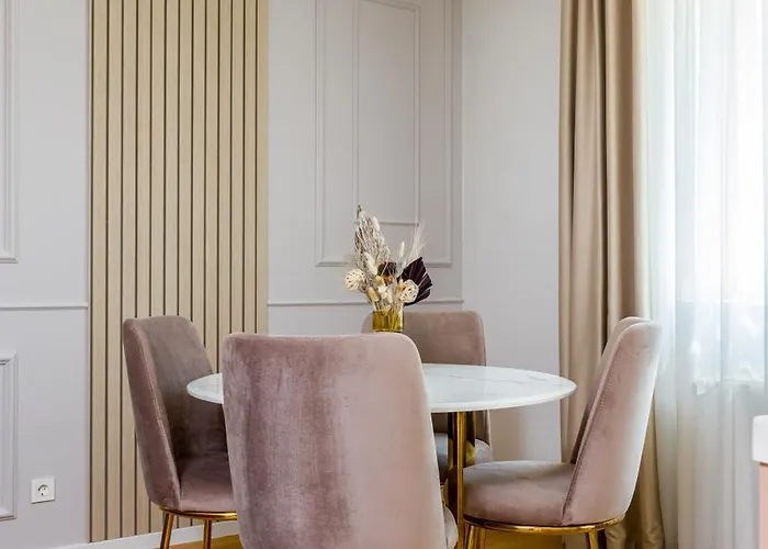 Mido Aviatie Park With Private Parking & Self Check-in *