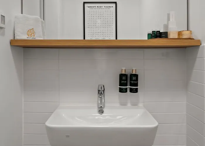 Mido Aviatie Park With Private Parking & Self Check-in Bukarest