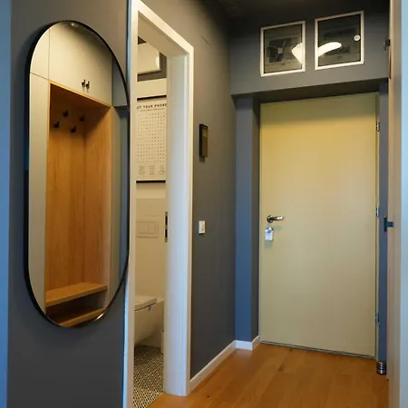 Mido Aviatie Park With Private Parking & Self Check-in * בוקרשט