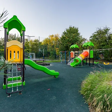 Апартаменти Mido Aviatie Park With Private Parking & Self Check-in Бухарест